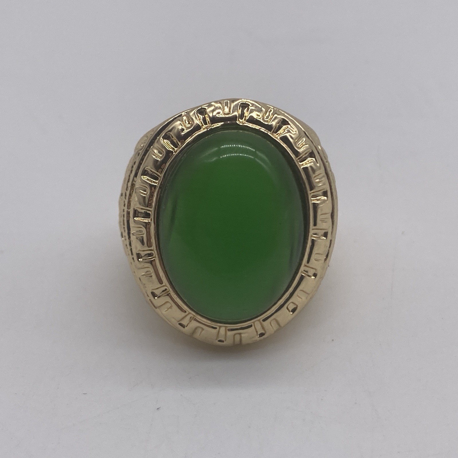 Gold Tone Green Stone Ring Size 8