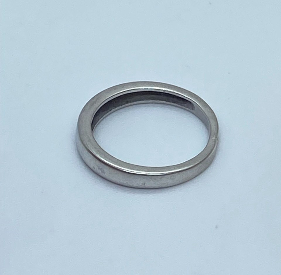 Vintage ring made of 925 silver, Size 5 . Weight 1.53 g. Jewelry from Ukraine.