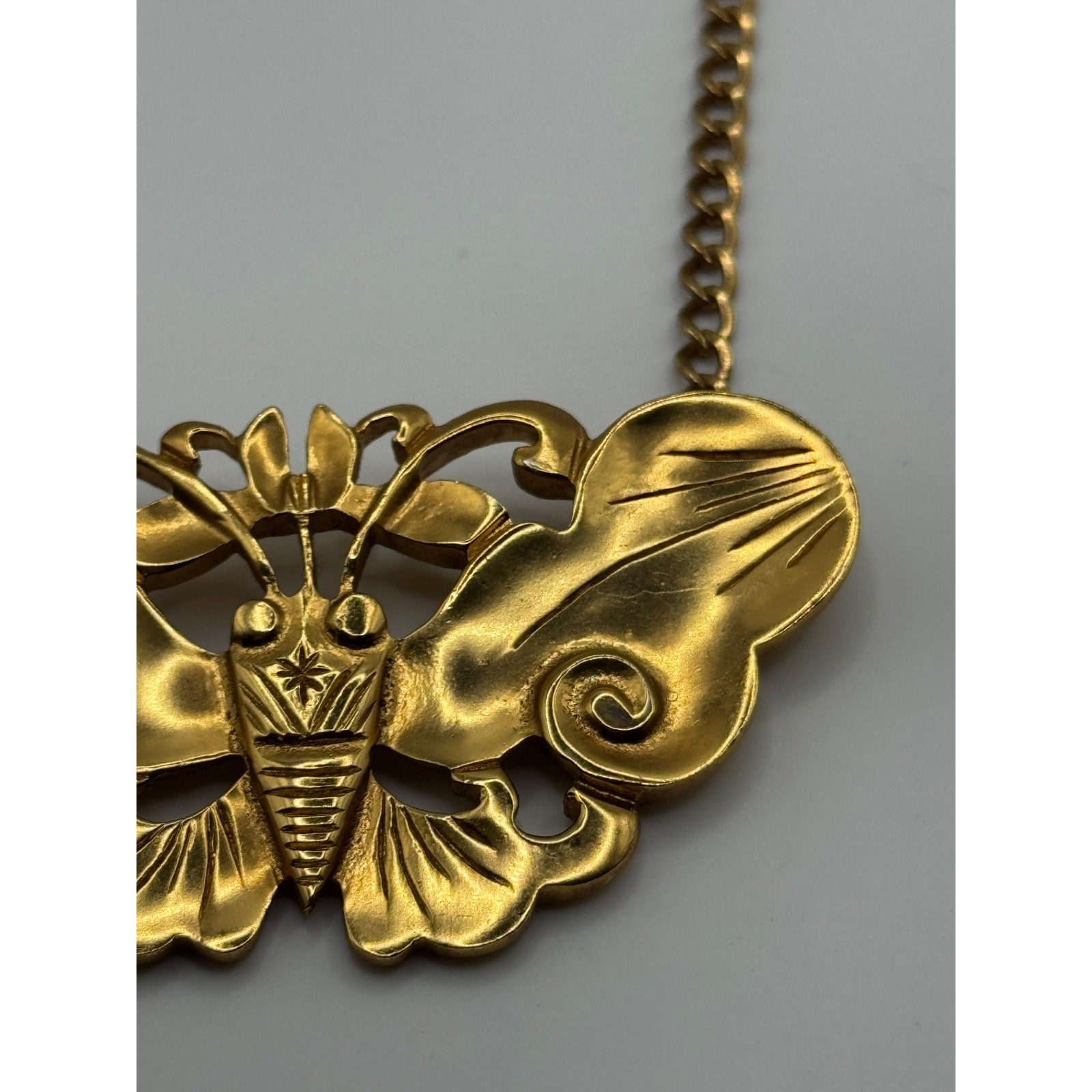 Vintage Smithsonian Institute Alva Museum Replicas Butterfly Moth Necklace READ