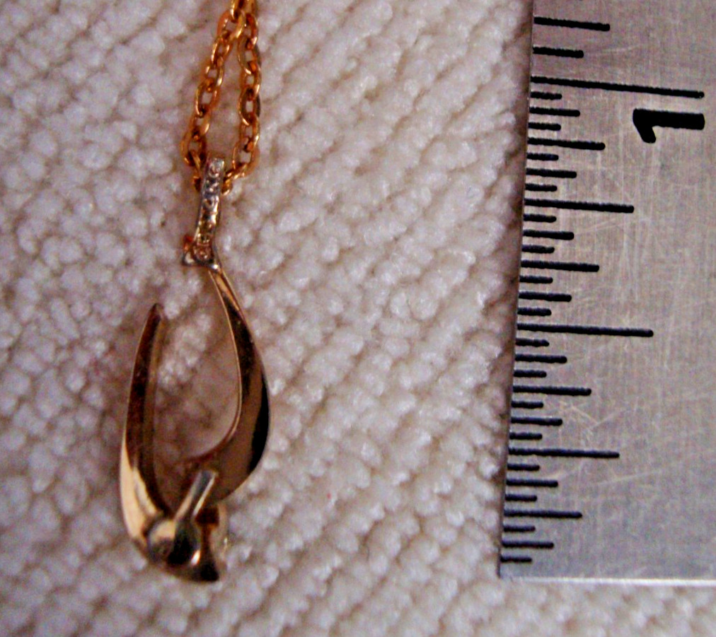 Vintage 14K Gold Filled Solitaire Pendant Faux Diamond Signed DEC with 17″ Chain