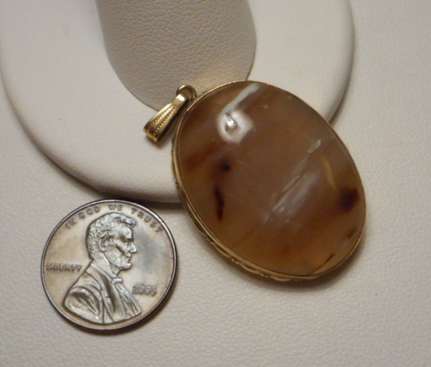 Vintage Gold-Filled Oval Pendant w Mottled Tan White Brown Agate Cabochon