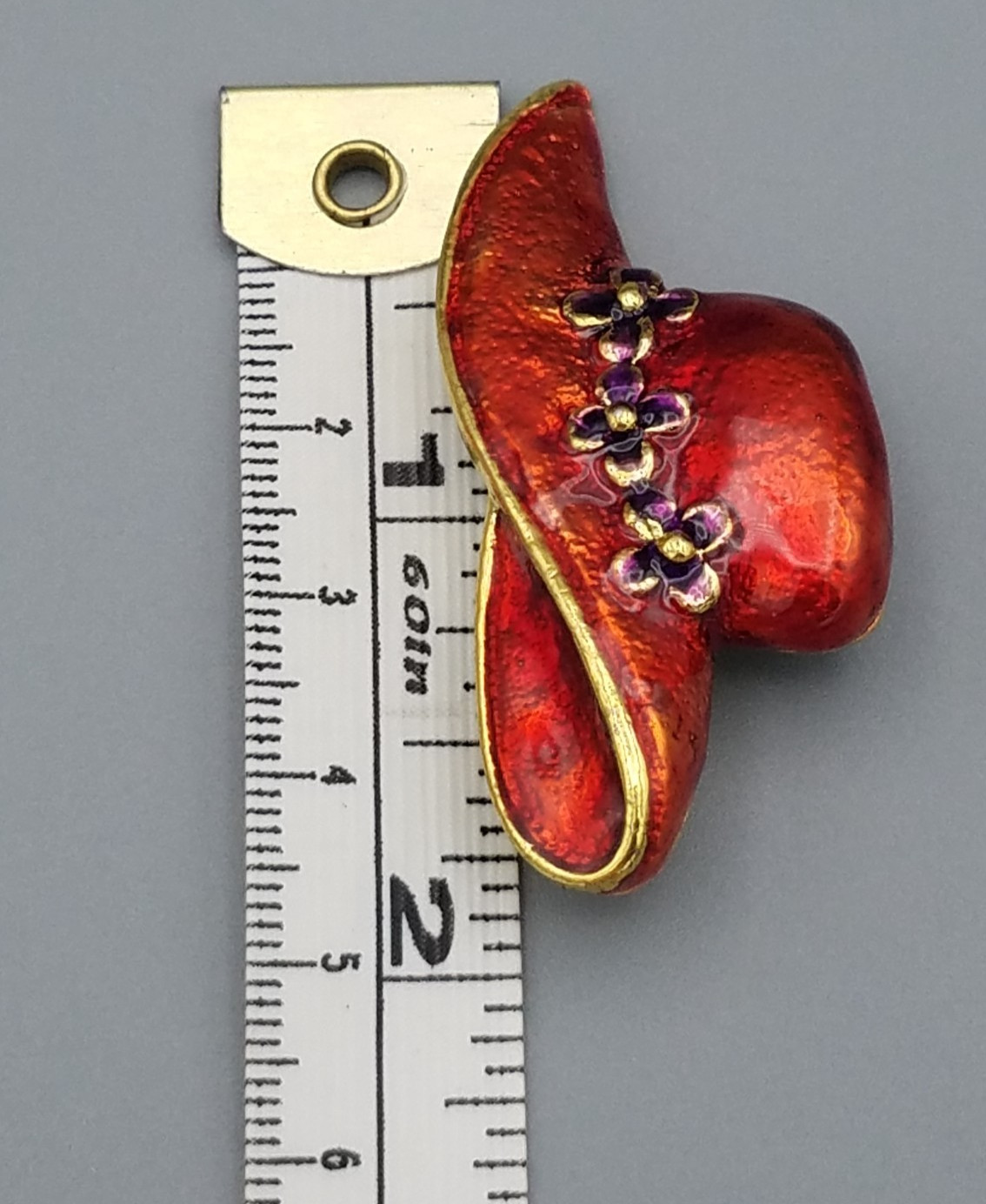 Vintage Red Hat Purple Flowers Enamel Gold Tone Brooch