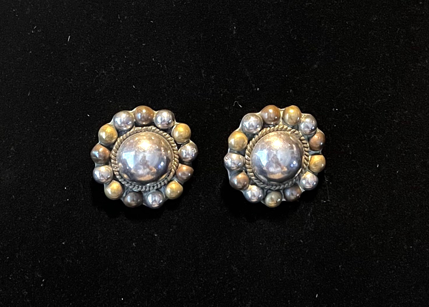 Vintage Sterling Silver 925 Mixed Metal Clip On Earrings Taxco Mexico