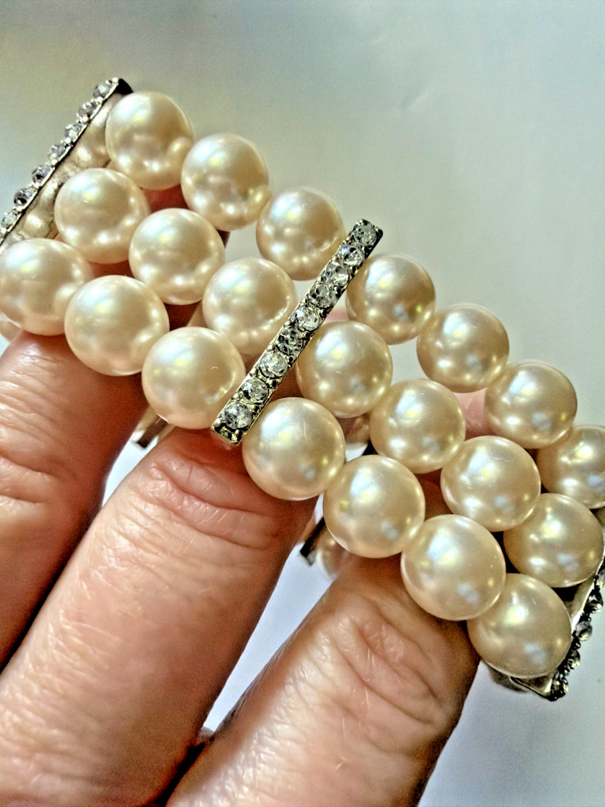 3 Strand Faux 1cm Pearl Rhinestone Stretch Bracelet RMN Signed Roman 1.25 in