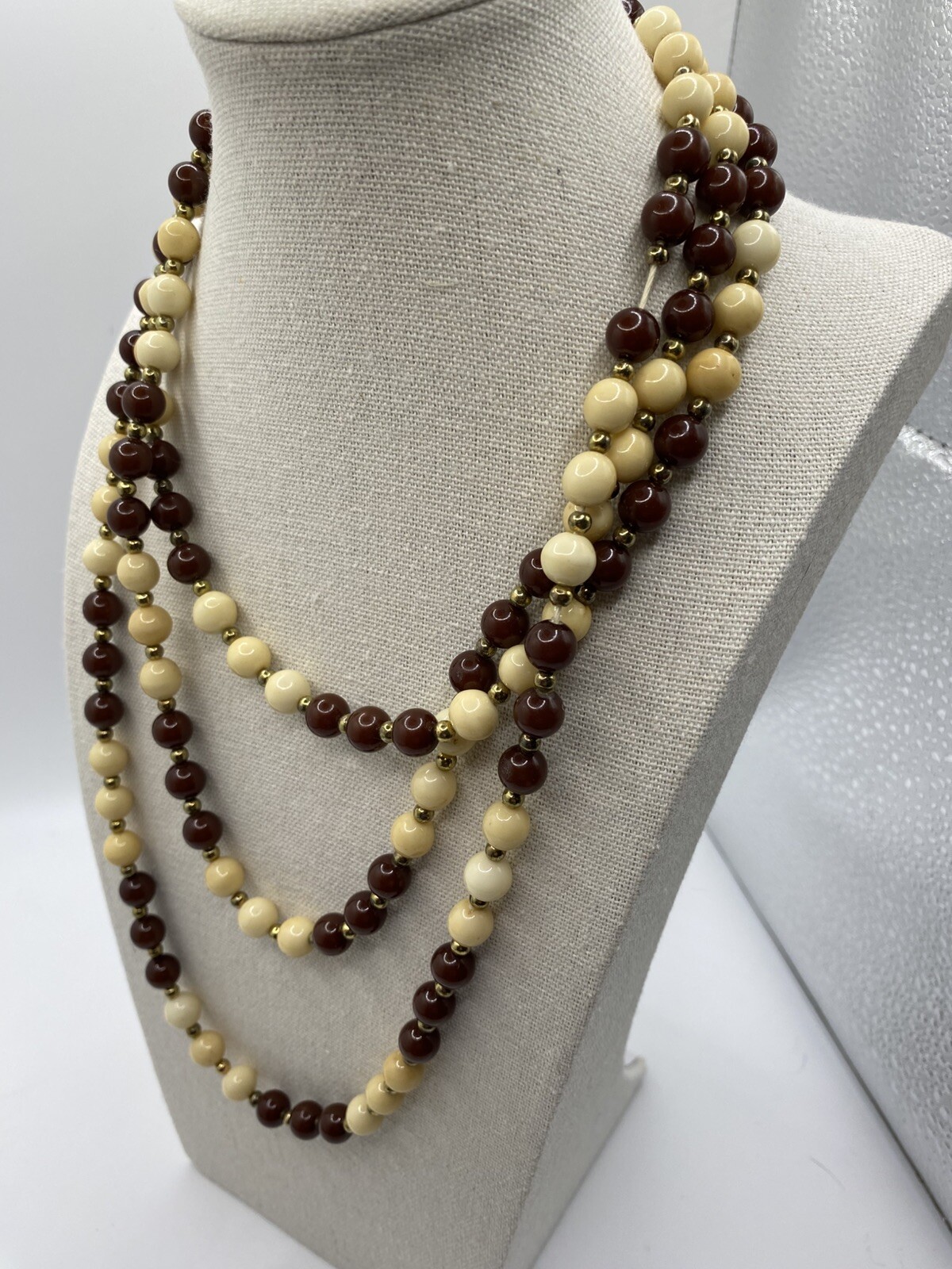 Boho Sty Layered Multi Strand Beaded Necklace Cream Brown Gold Tone Fashion Vtg.
