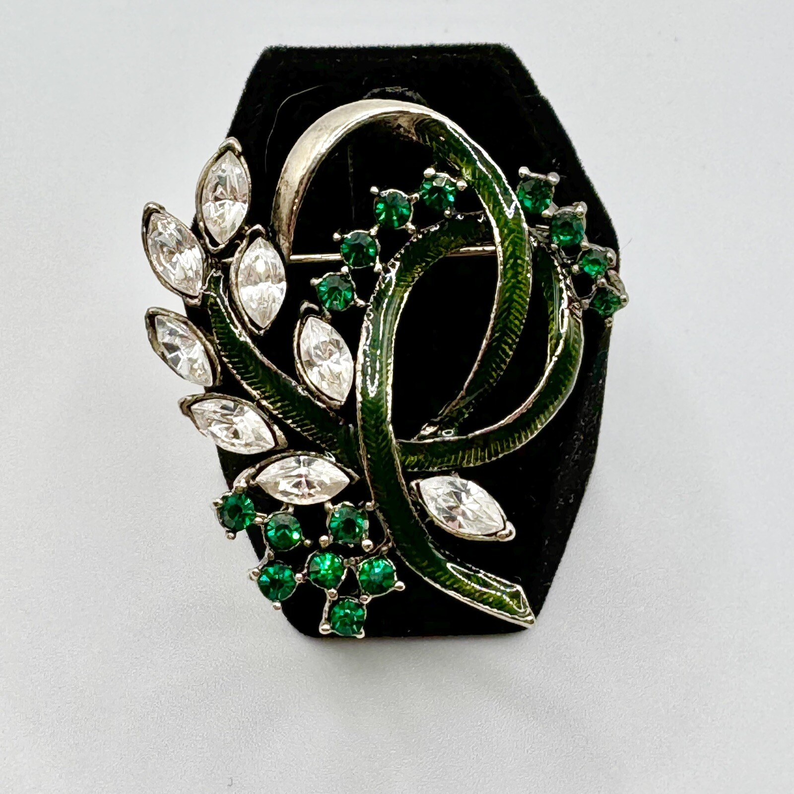 Floral Ribbon Swirl Green Clear Rhinestone Silvertone Brooch Pin