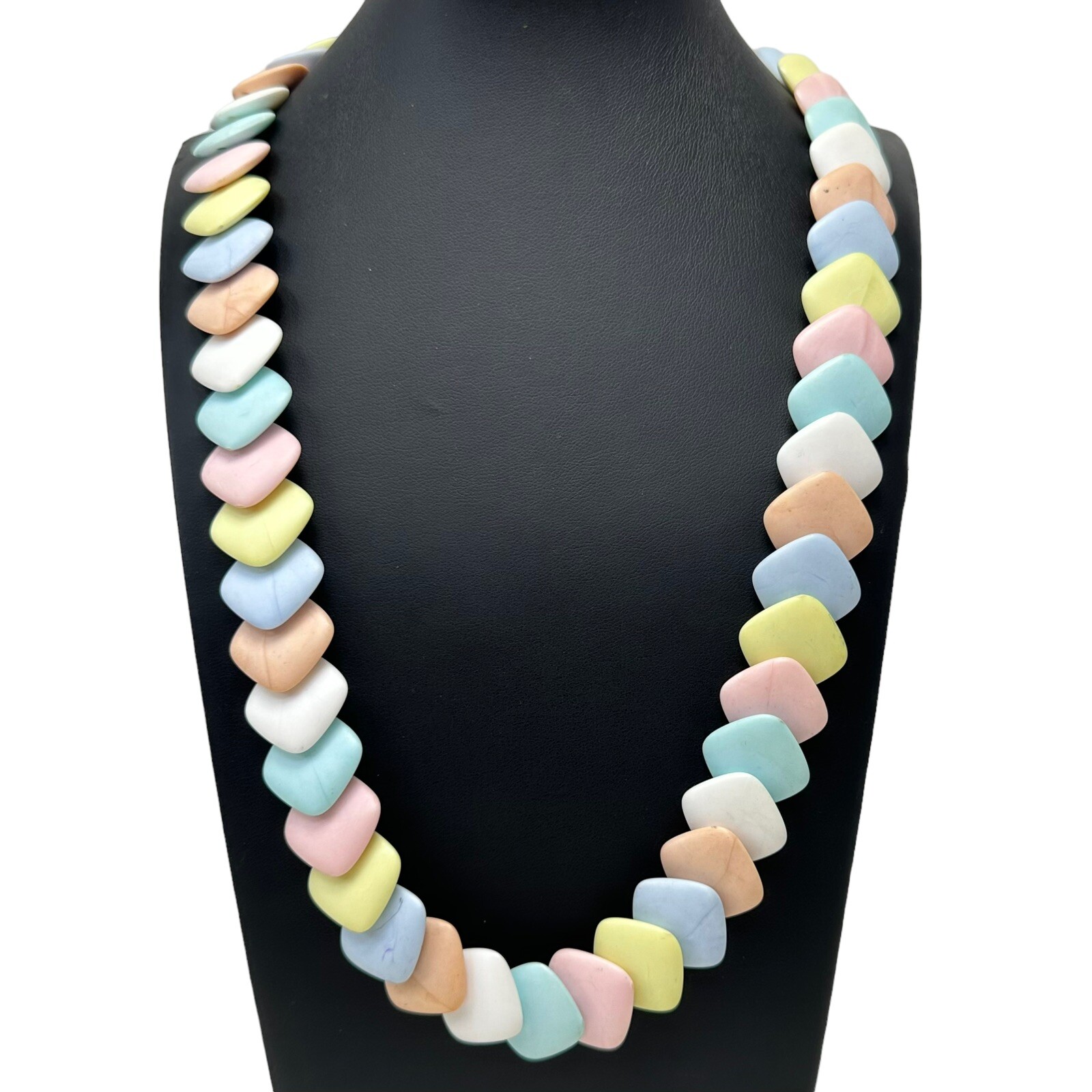Vtg 1950s “Candy” Pastel Multi Color Overlapping Square Acrylic Bead Necklace