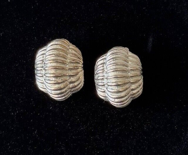 Gay Boyer Shell Earrings VTG Clip On Silver Tone 80s 90s Designer Signed