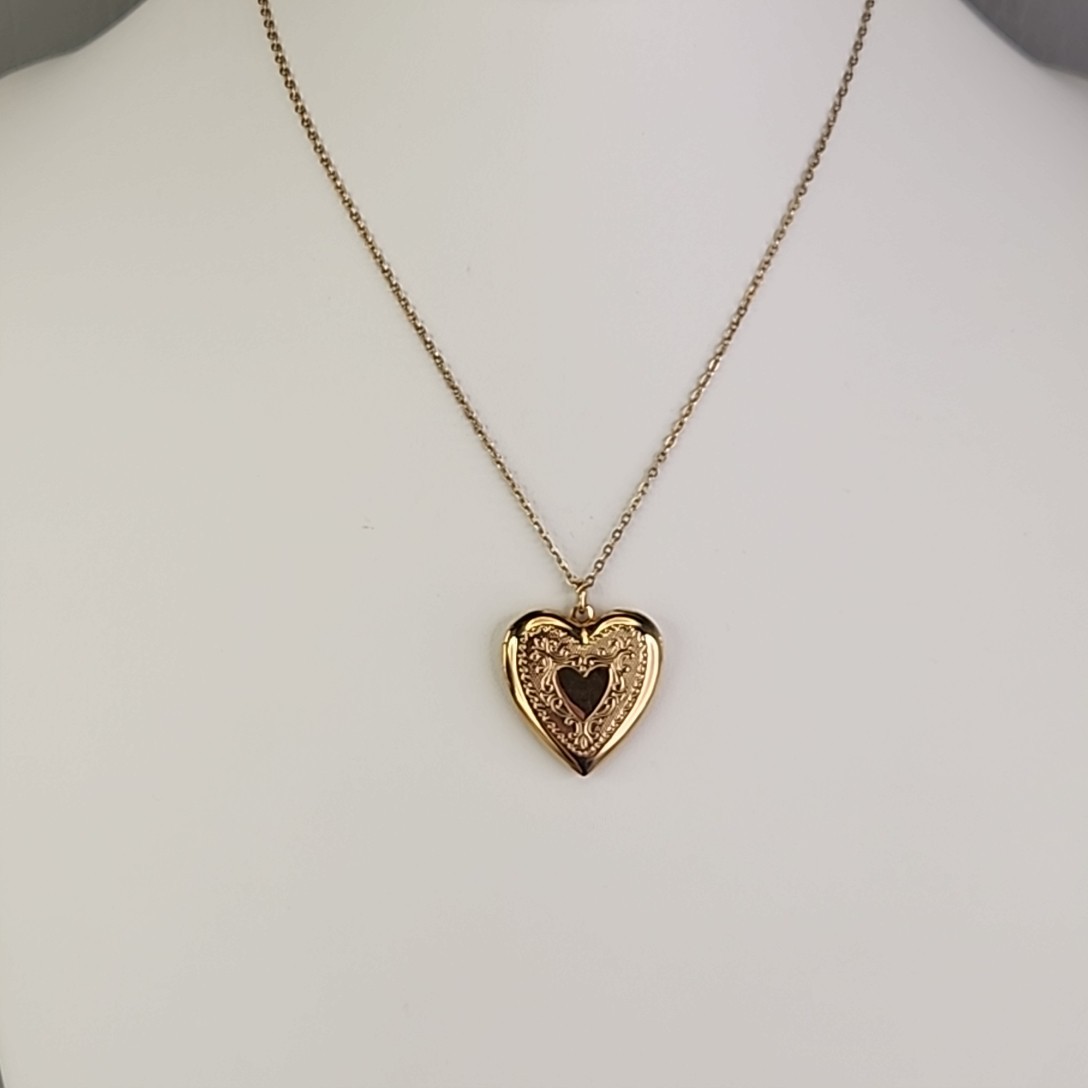 Vintage Heart Locket Necklace Stamped 2cm Gold Tone 16″