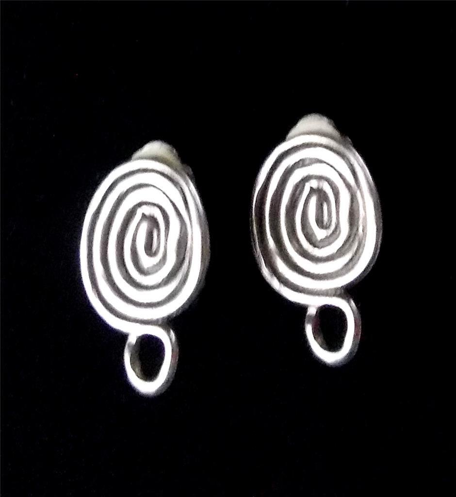 VINTAGE ARTISAN HANDMADE BEAUTIFULLY CRAFTED SILVER CLOSED SPIRAL CLIP EARRINGS