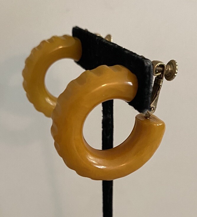 Vintage Butterscotch Bakelite Carved Hoop Adjustable Clip On Earrings