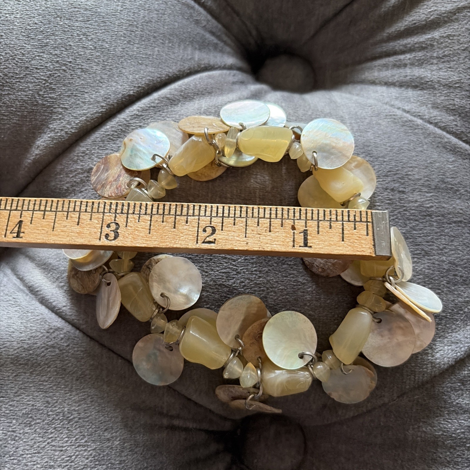 Stretch Bracelet Mother Of Pearl Disk Pale Yellow Tone Beads