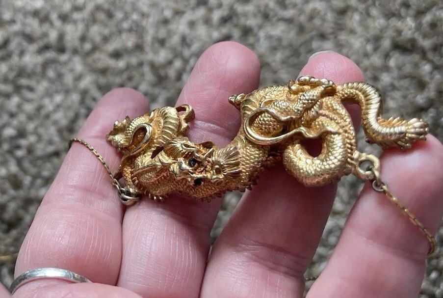 VTG Signed ALVA Museum Replica Menuki Fighting Dragon Gold Tone Necklace