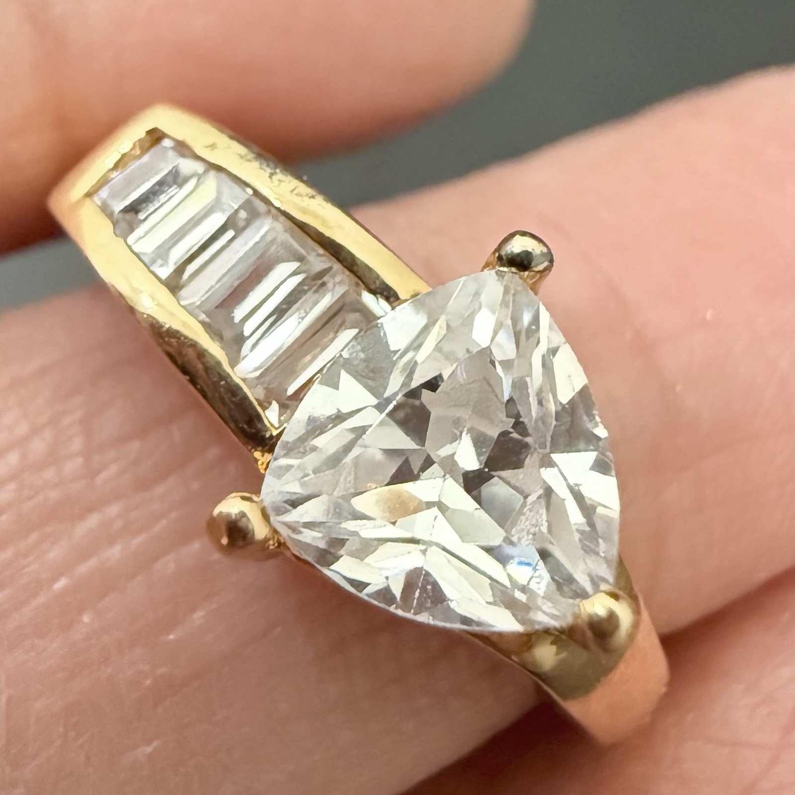Vintage 925 Gold Over Sterling Silver Trillion Cut CZ Solitaire Women’s Ring 8