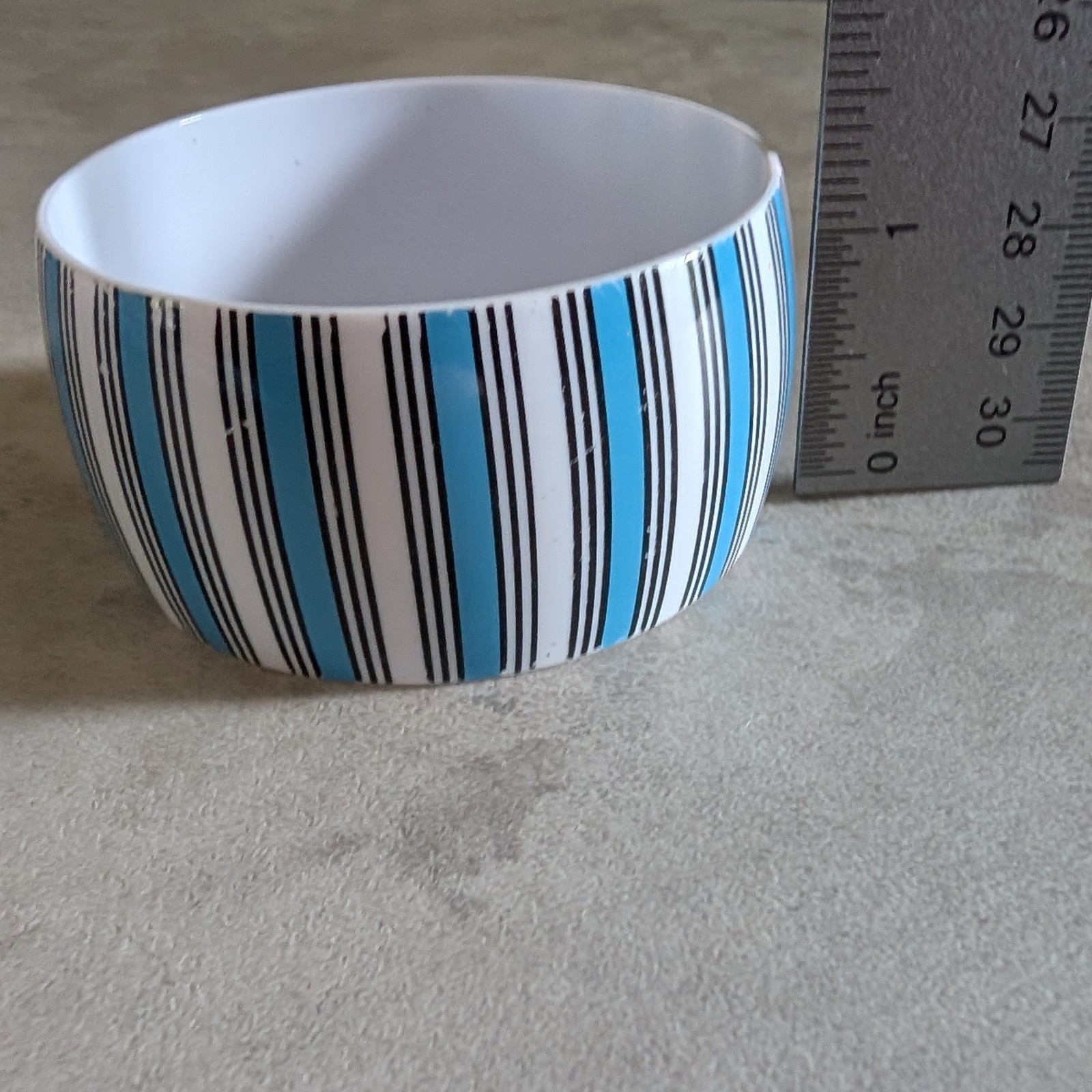 Vintage Wide Plastic Blue White Black Striped Bangle Bracelet Cuff Retro