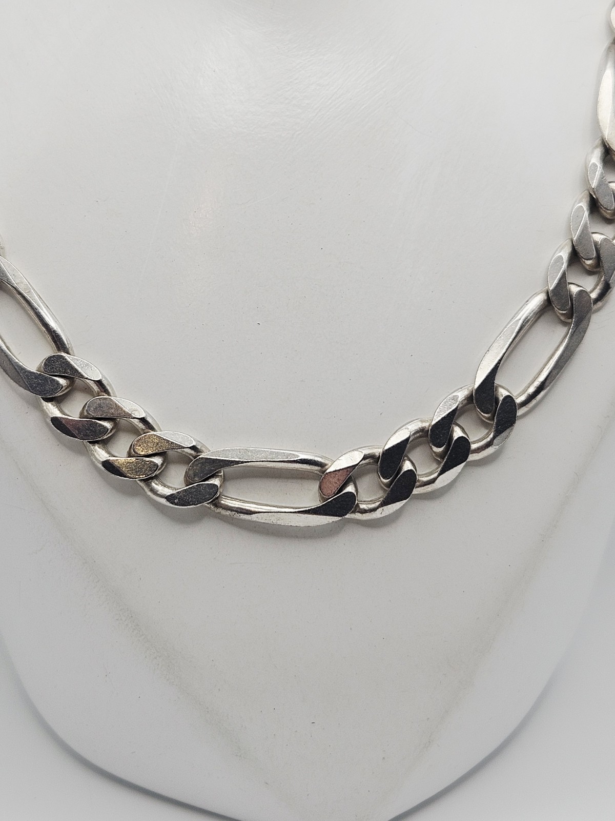 ZCI Italy Sterling Silver 8.5mm Figaro Chain Necklace 26″