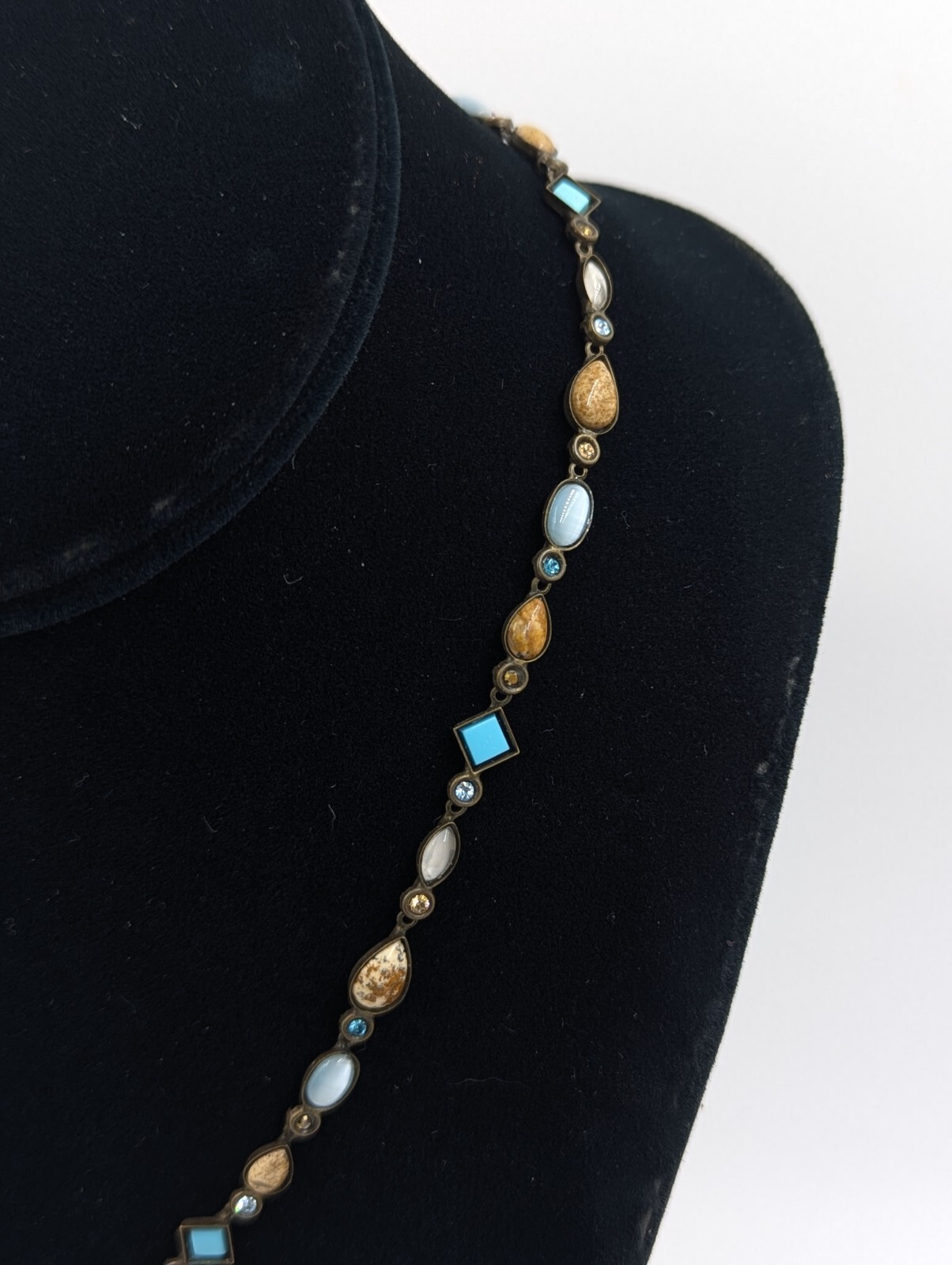 Multi Color Vintage Sorrelli 14-16.5″ Pastel Necklace U244