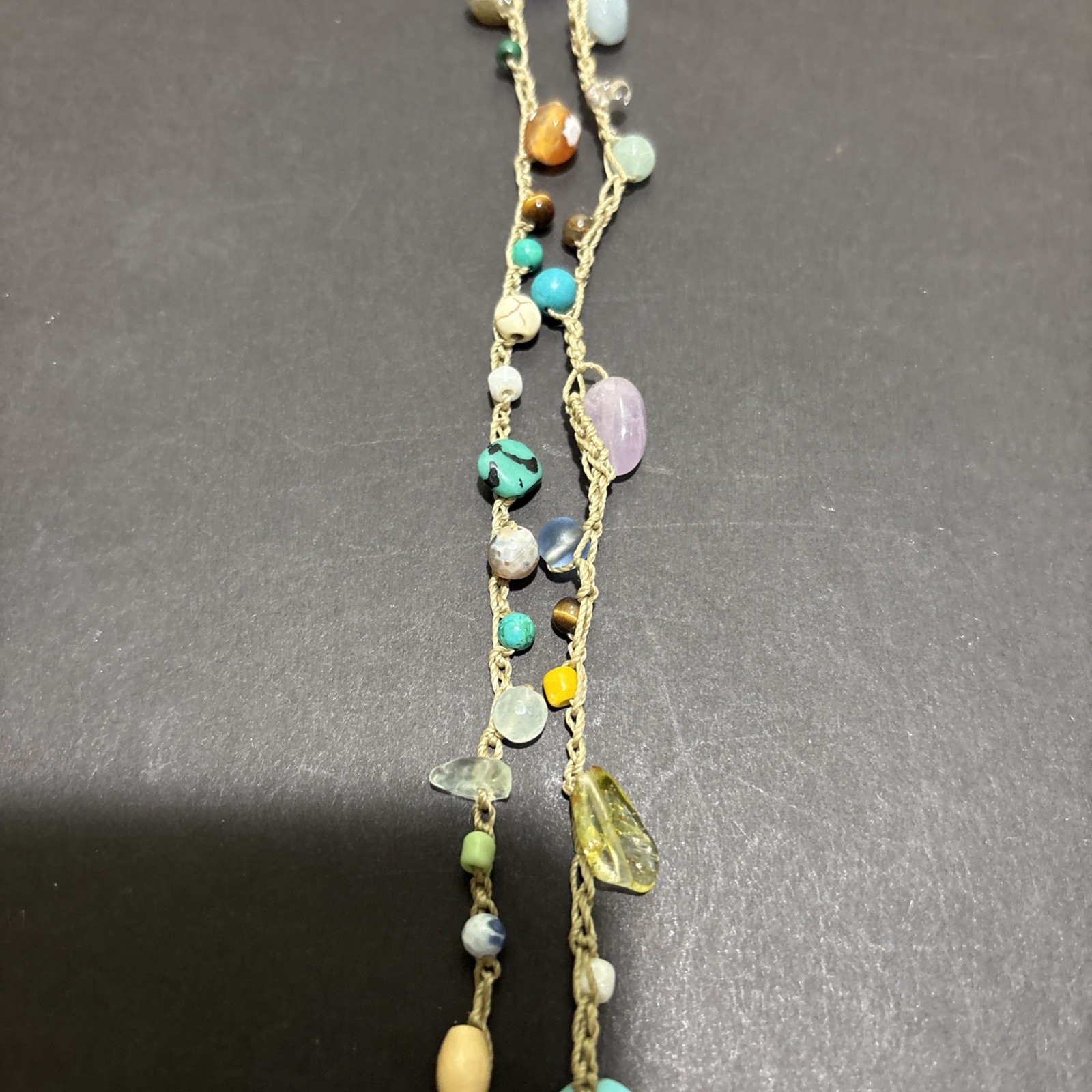 VTG HANDMADE BOHEMIAN STYLE HEMP CORD NECKLACE WITH NATURAL GEMSTONES 40″