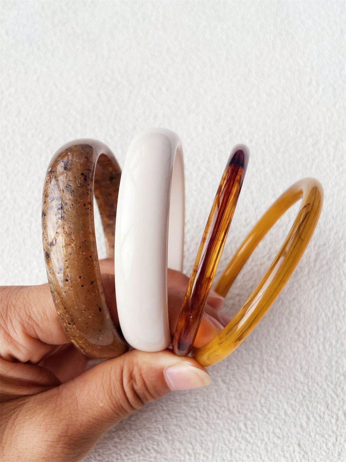 4pcs Multicolor 20 Resin Acrylic Bangle Bracelets For Women Daily Wear