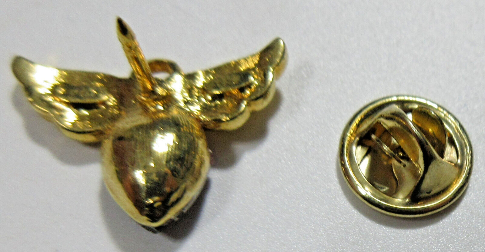 VTG AVON ANGEL WING RED HEART LAPEL TIE TACK PIN Clear Rhinestone gold tone MTL