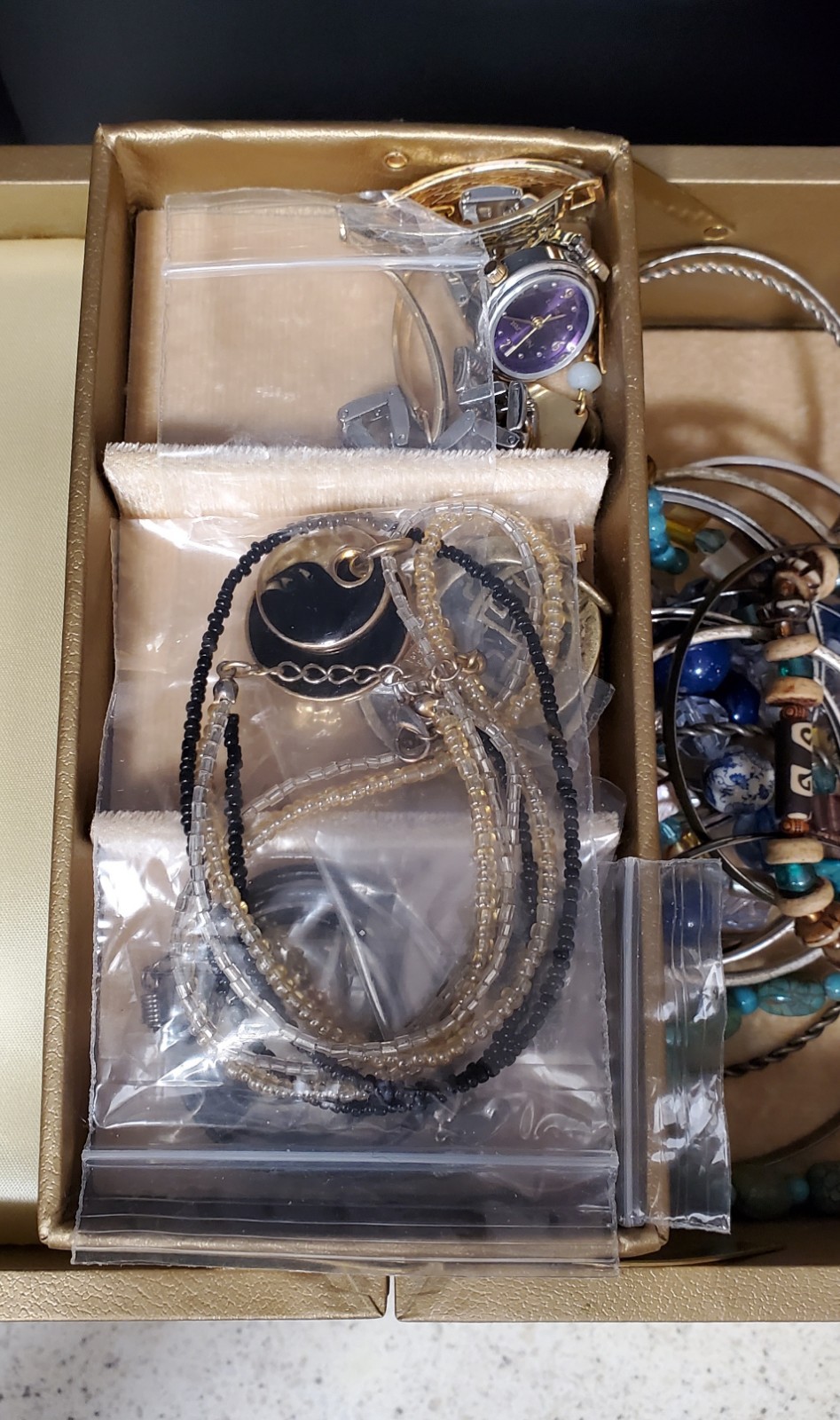 Vintage Estate Costume Jewelry Lot Retro MCM Modern Gold Silver Color (shelf)