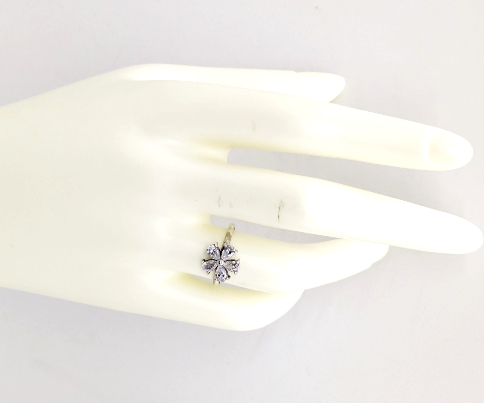 Vintage Elegant RING Silver 925 with Bright Stones -size: 7US (17mm) | UA #111