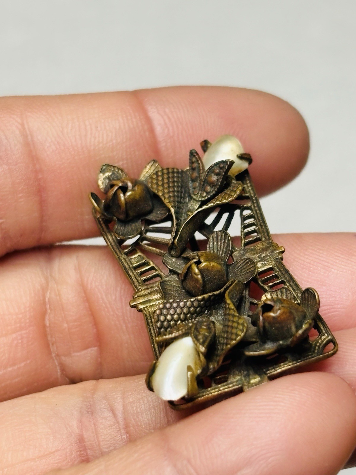 Vtg Unmarked Antique Victorian Floral Baroque Pearl Edwardian Mini Brooch Pin