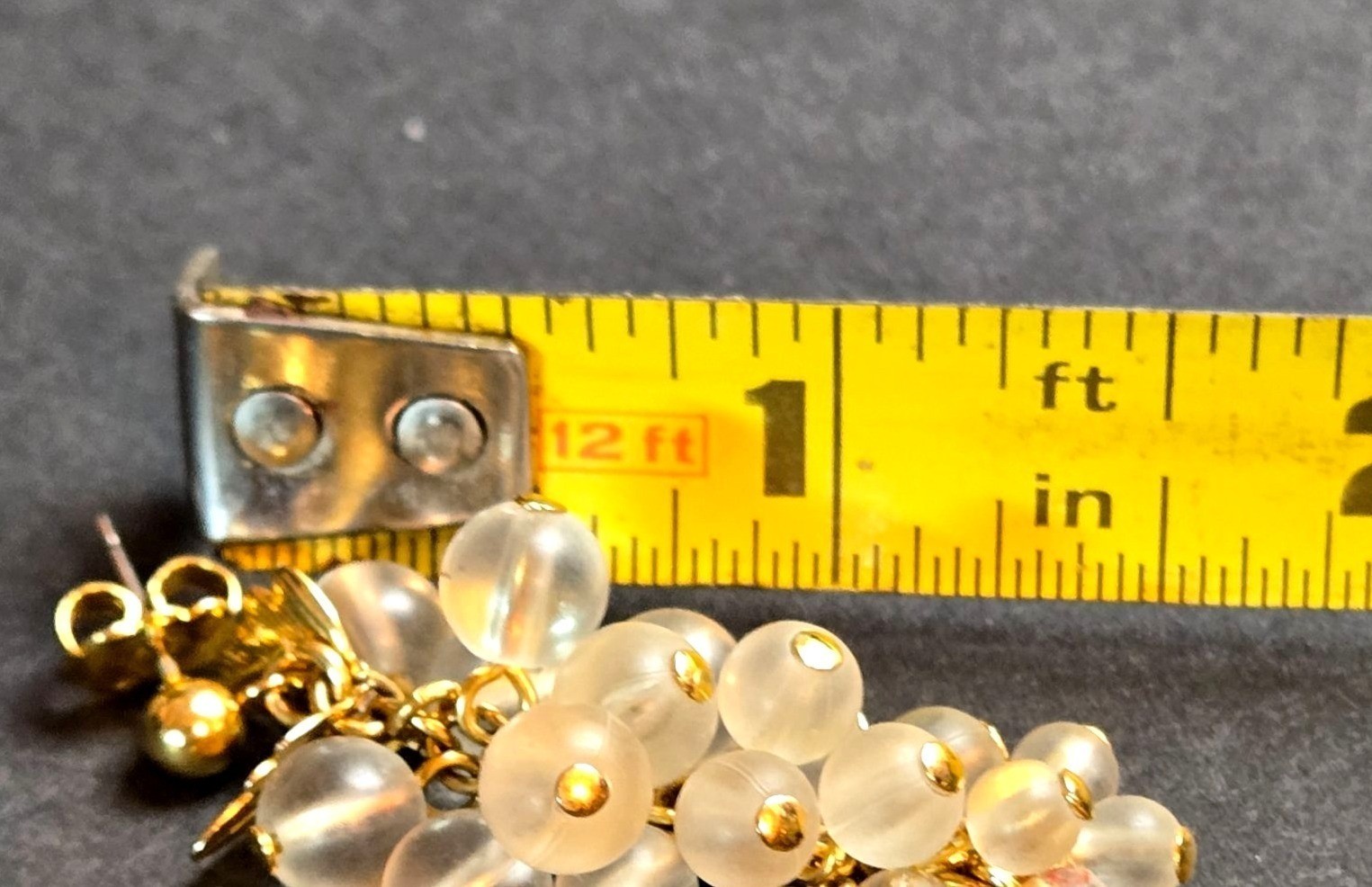 Grape Cluster Pierced Earrings Gold-Tone Leaves Drop Dangle Frosted Beads