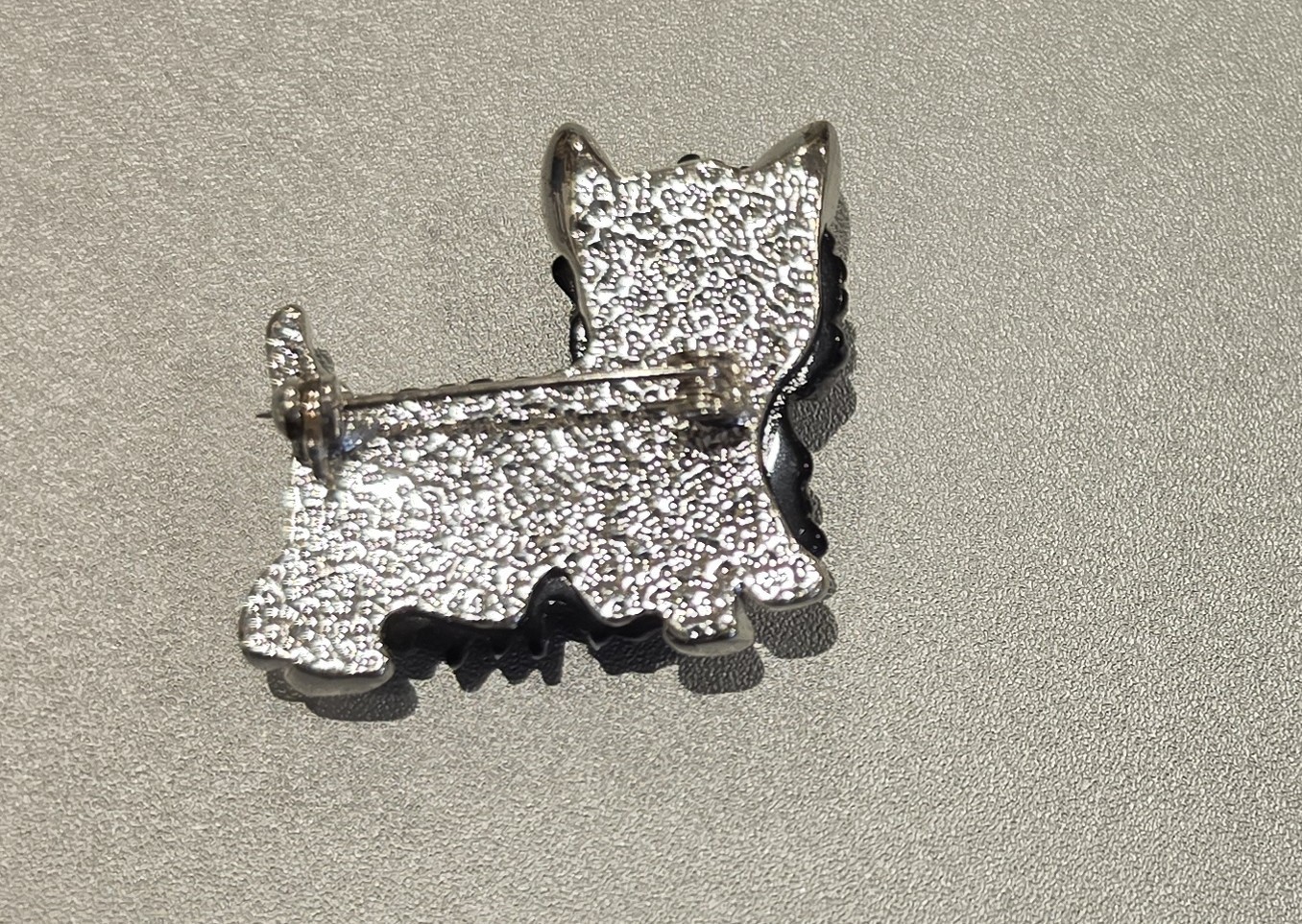 Vintage Black Enamel Scottish Terrier Dog Brooch Pin W Rhinestone Eyes