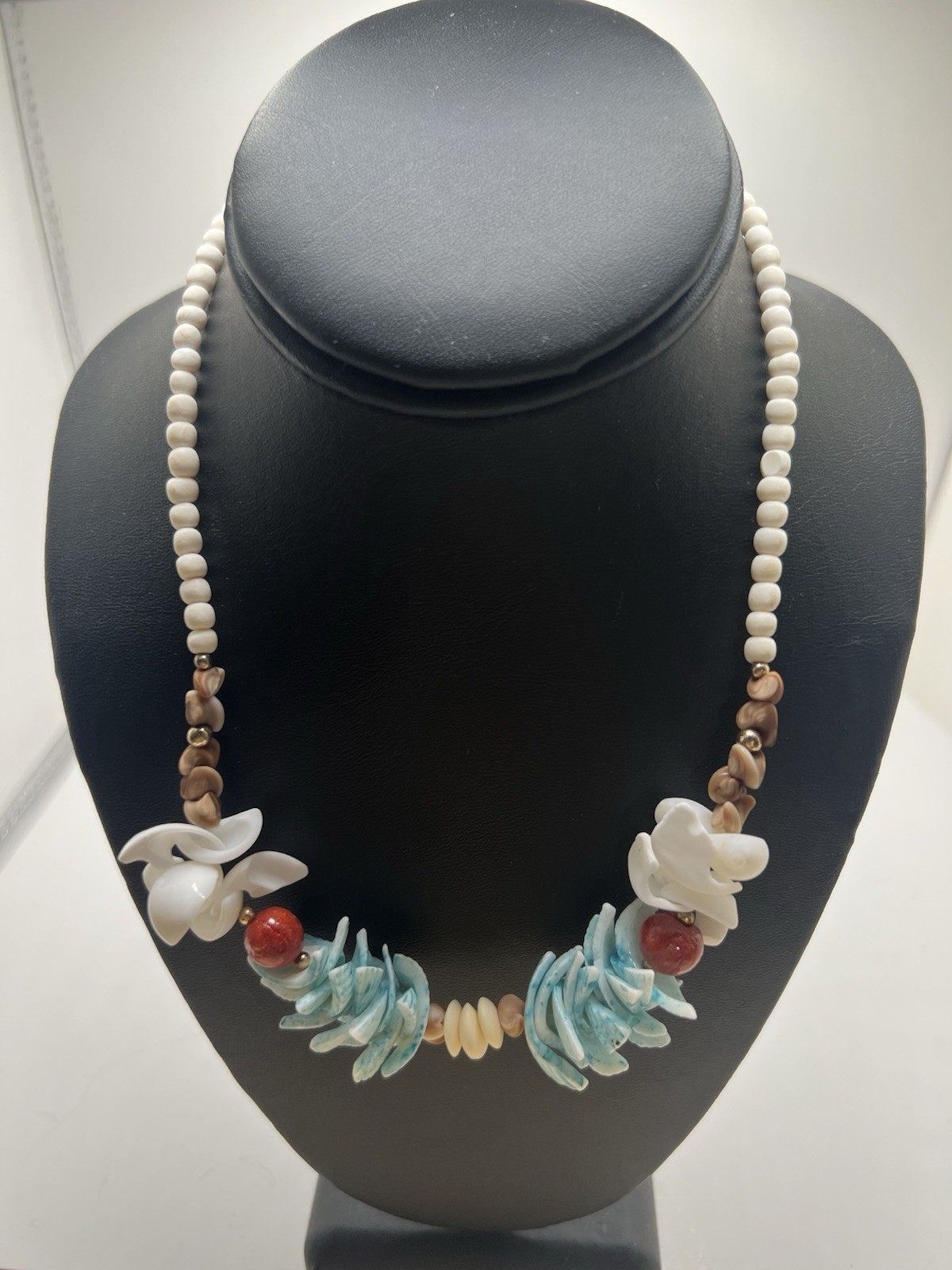 Vintage White and Blue Puka Shell With White Beads 16”Necklace
