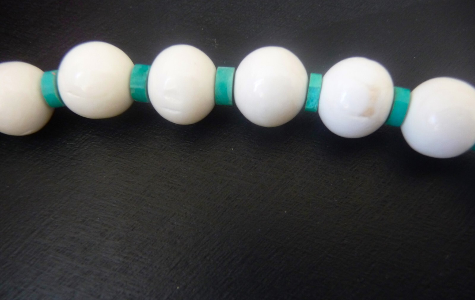 GORGEOUS VINTAGE 14K GENUINE WHITE CORAL TURQUOISE BEADED STATEMENT NECKLACE!