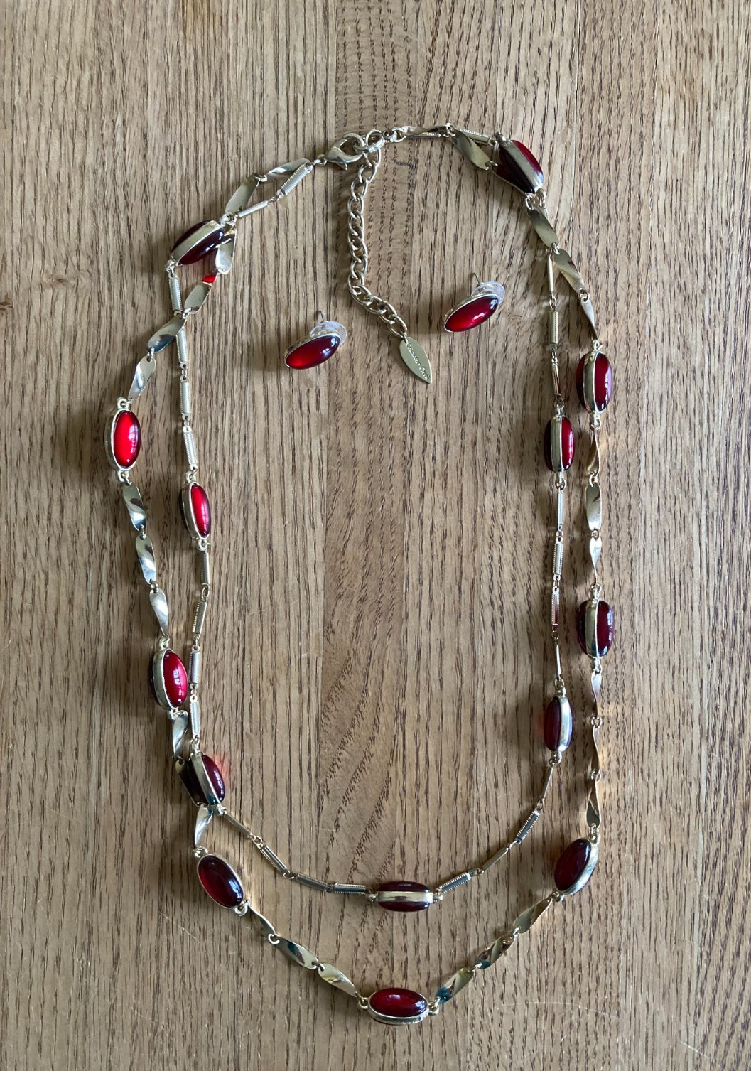 Coldwater Creek Gold Tone Red Cabochon Bead Double Strand Necklace Earrings Set