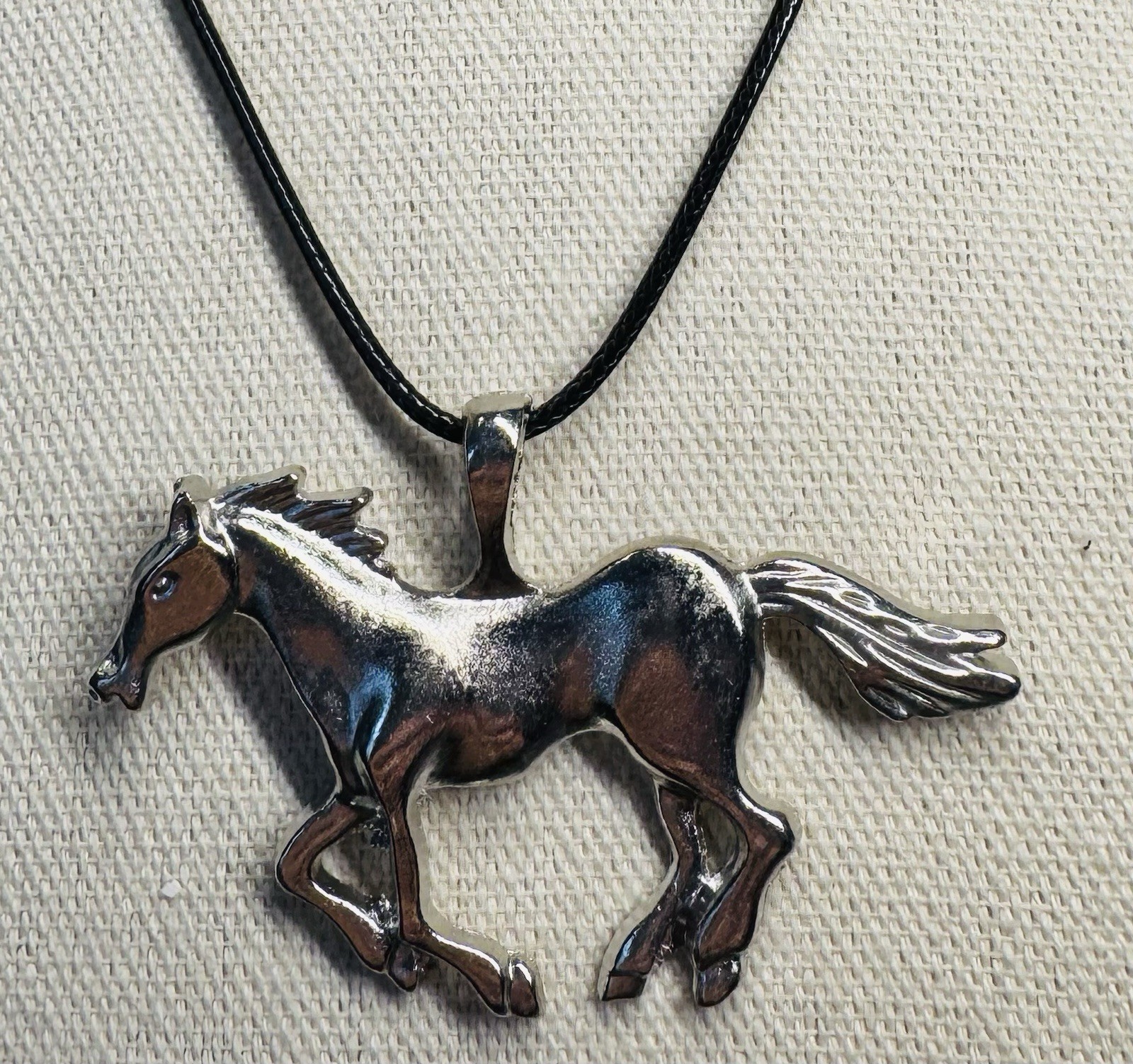 Vintage Silvertone Mustang Galloping Running Horse Pendant On Cord Necklace