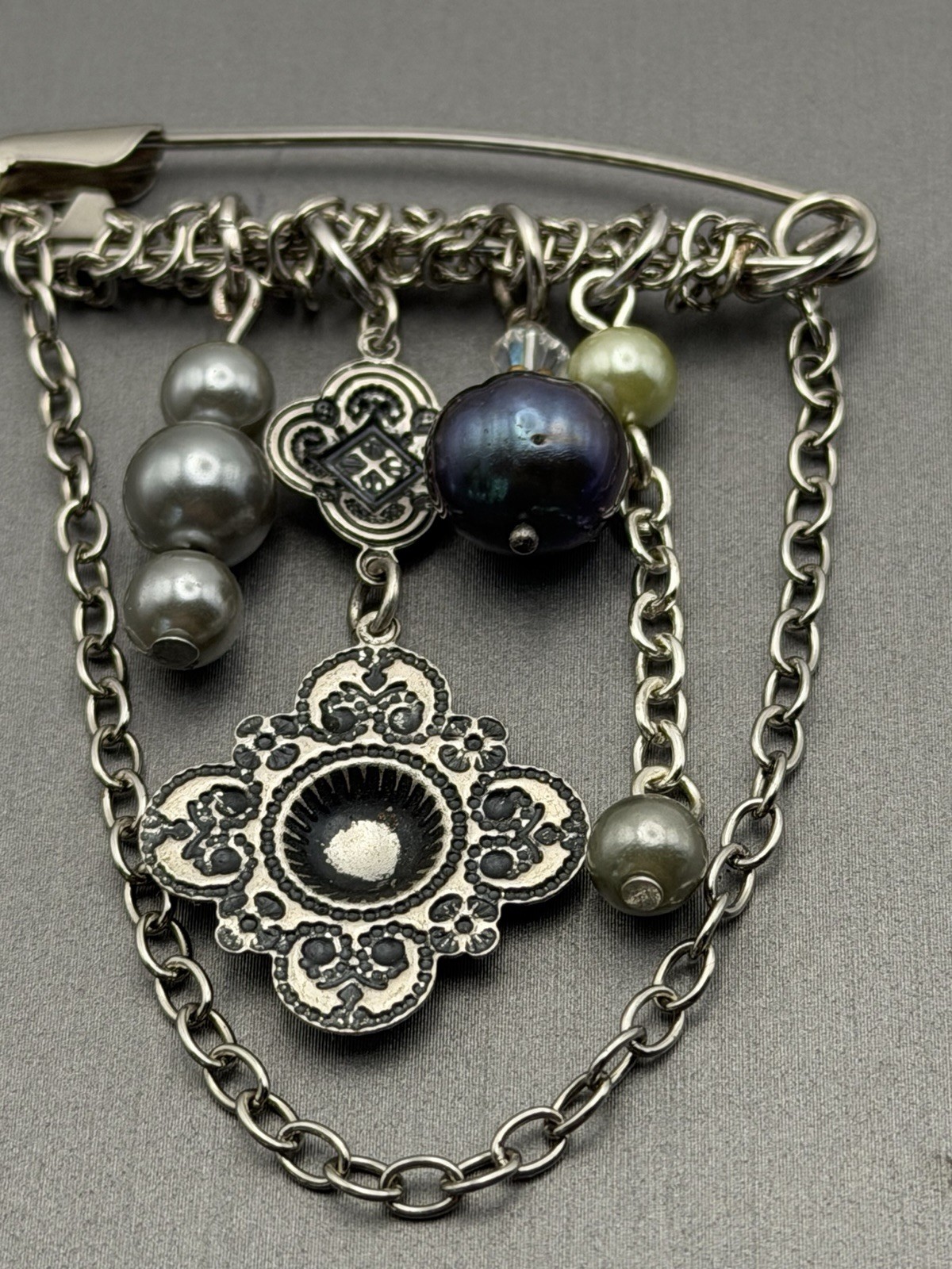 Medallion & Baroque Pearl Style Charm Silver Tone Safety Pin Brooch