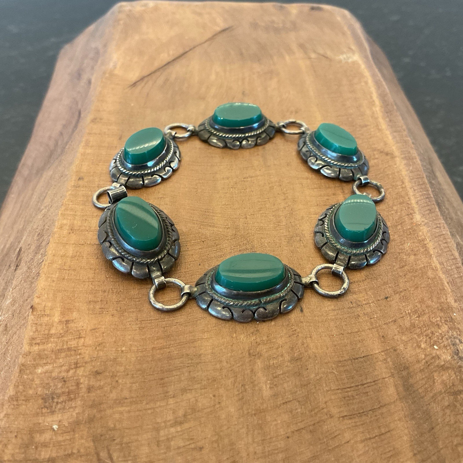 Vintage Mexican Sterling Silver With Green Onyx Stamped “Hecho En Mex”