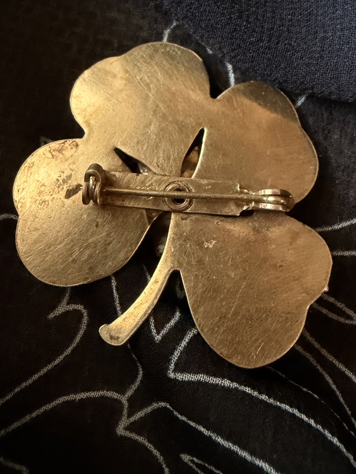 Vintage Coro Brooch Pin Gold Tone Retro Shamrock Clover Flower Blue Rhinestones