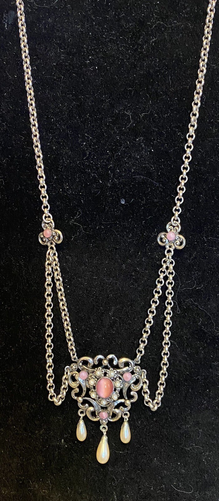 1950s vintage Swag Festoon Revival Necklace Silvertone Faux Pink Moonstone Pearl