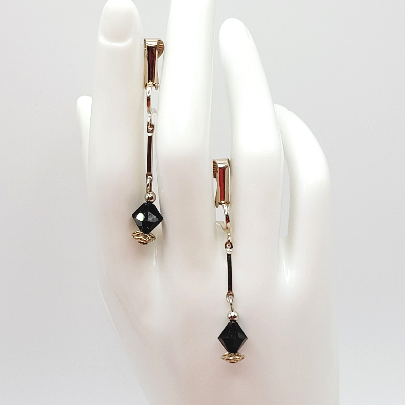 Minimalist Art Deco Drops Black Bicone Crystal Gold Tone Vtg Clip On Earrings