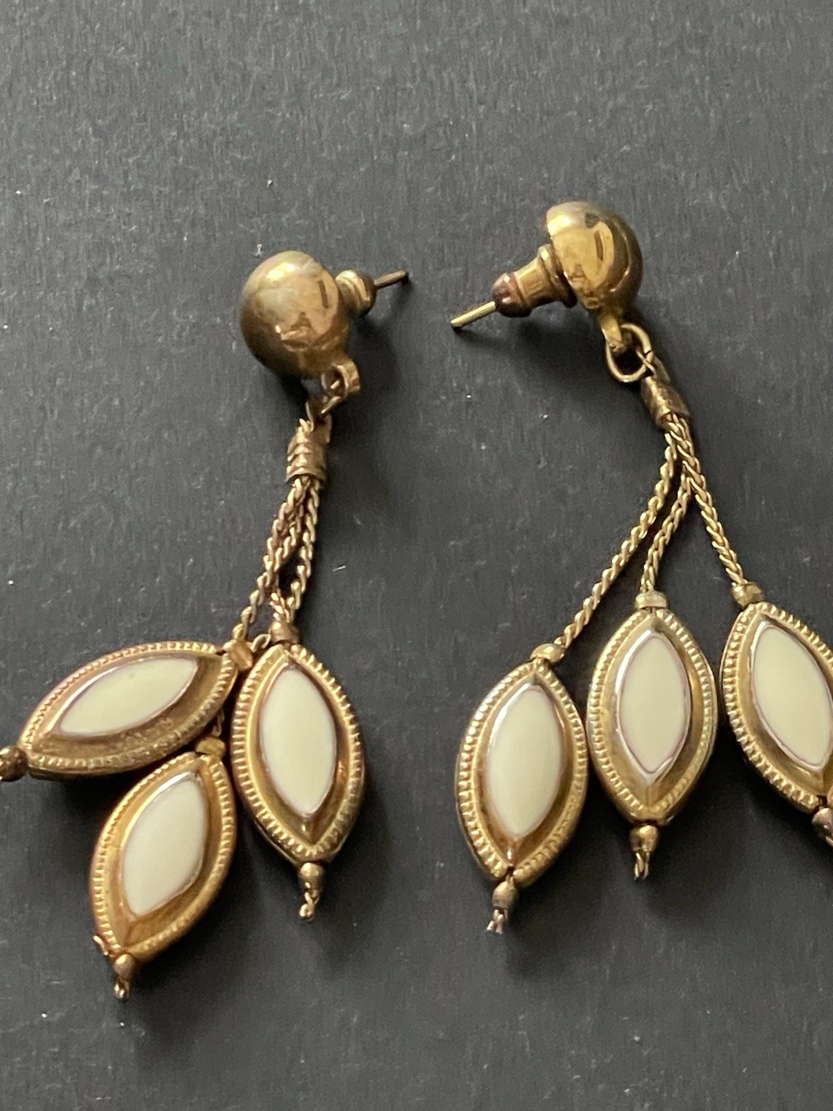 Vintage triple strand necklace with Earrings in gold and ivory Tone 14”