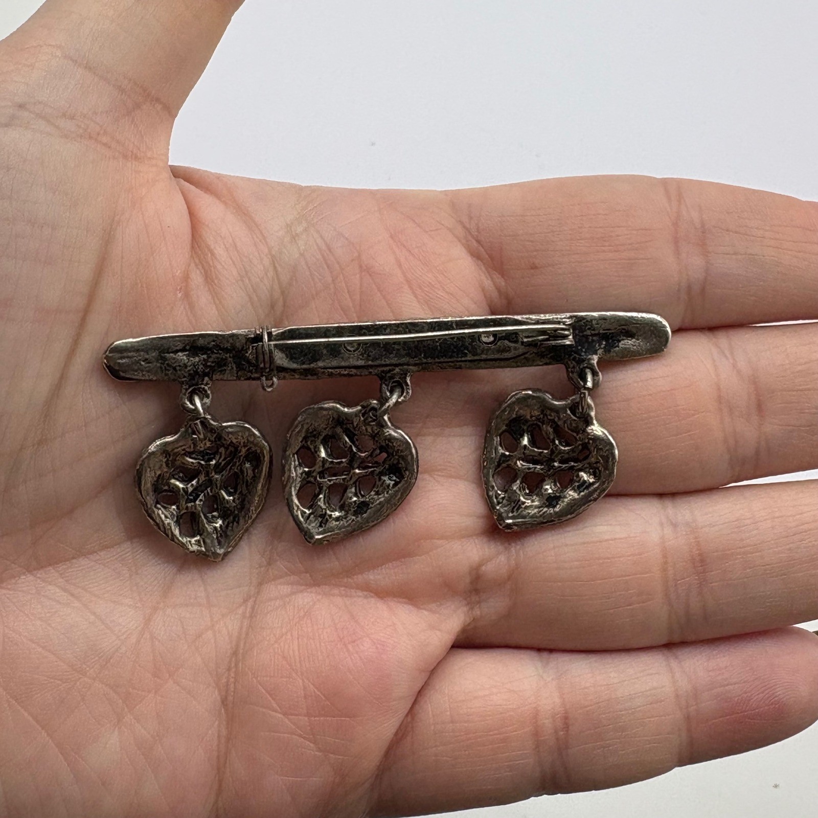 Vintage Pewter Bar Pin Brooch with 3 Dangling Filigree Hearts