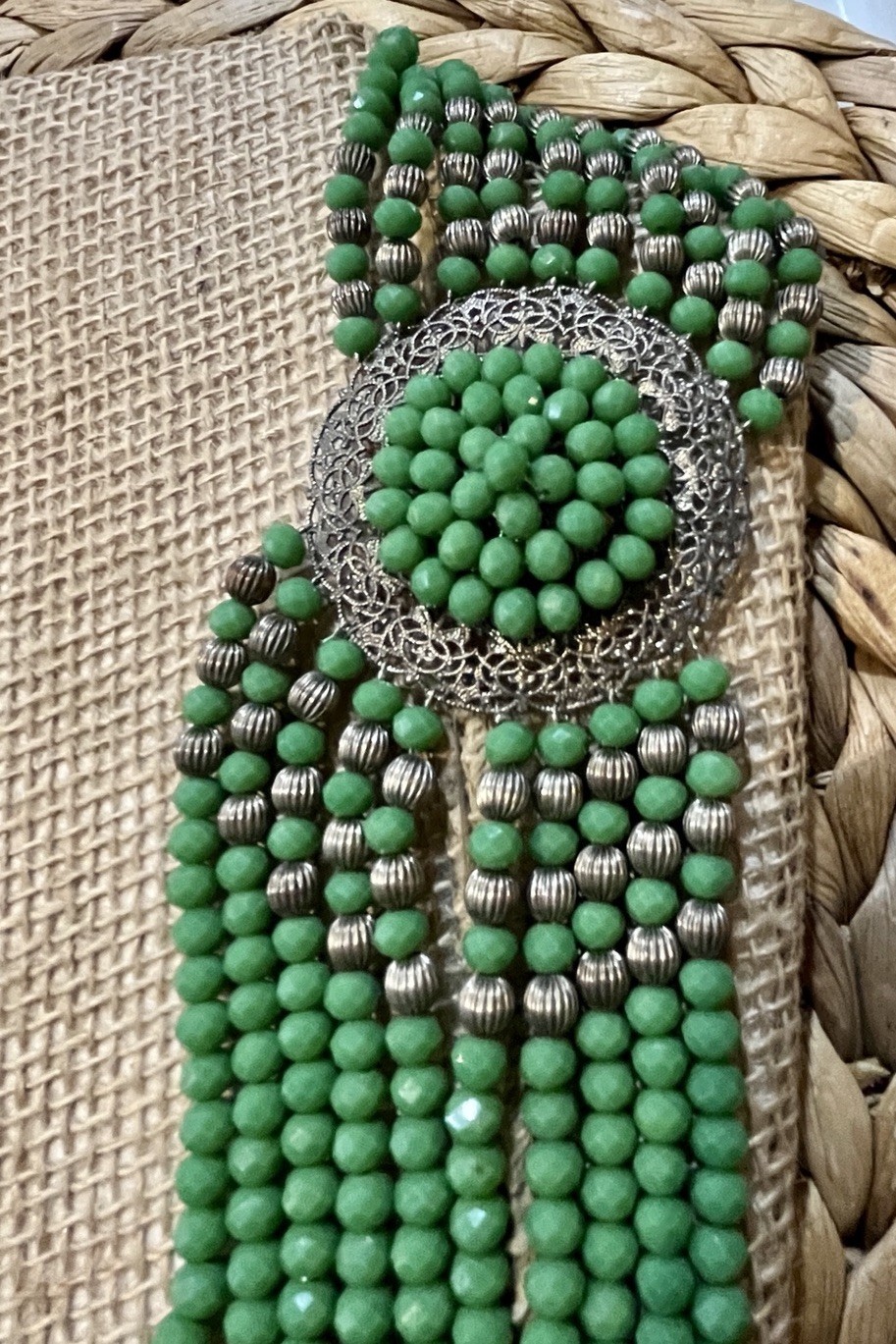 Vintage Beaded Necklace 16in Green Beads Clasp Closure Multi-Strand Set