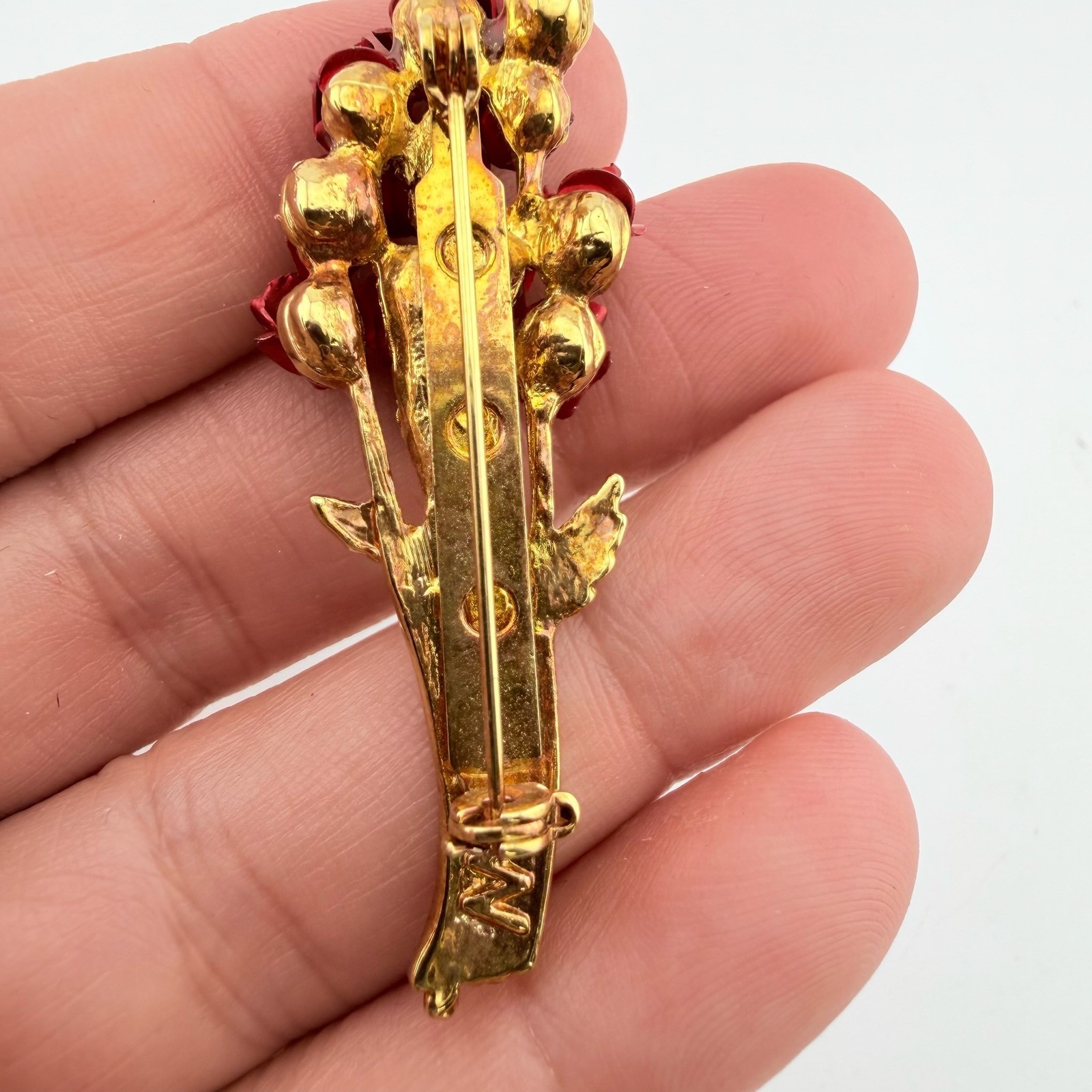 Vintage Red Rose Bouquet Brooch Gold Tone Enamel Floral Pin Excellent M Mark