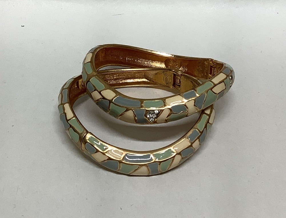 Joan Rivers 2 Multicolor with Rhinestones Hinged Bangle Bracelets (J19)