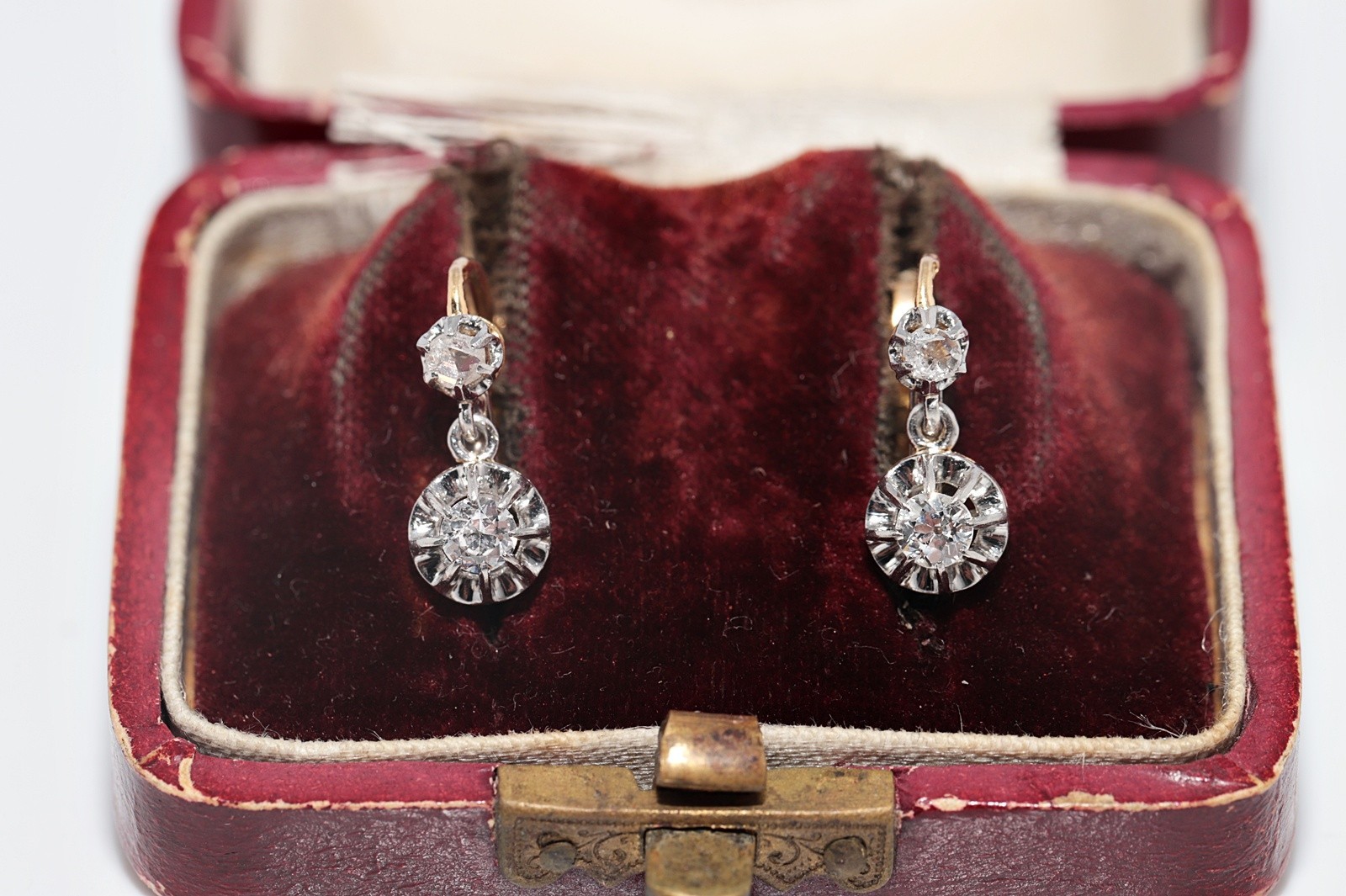 Antique Circa 1920s 18k Gold Art Deco Natural Diamond Decorated Earring