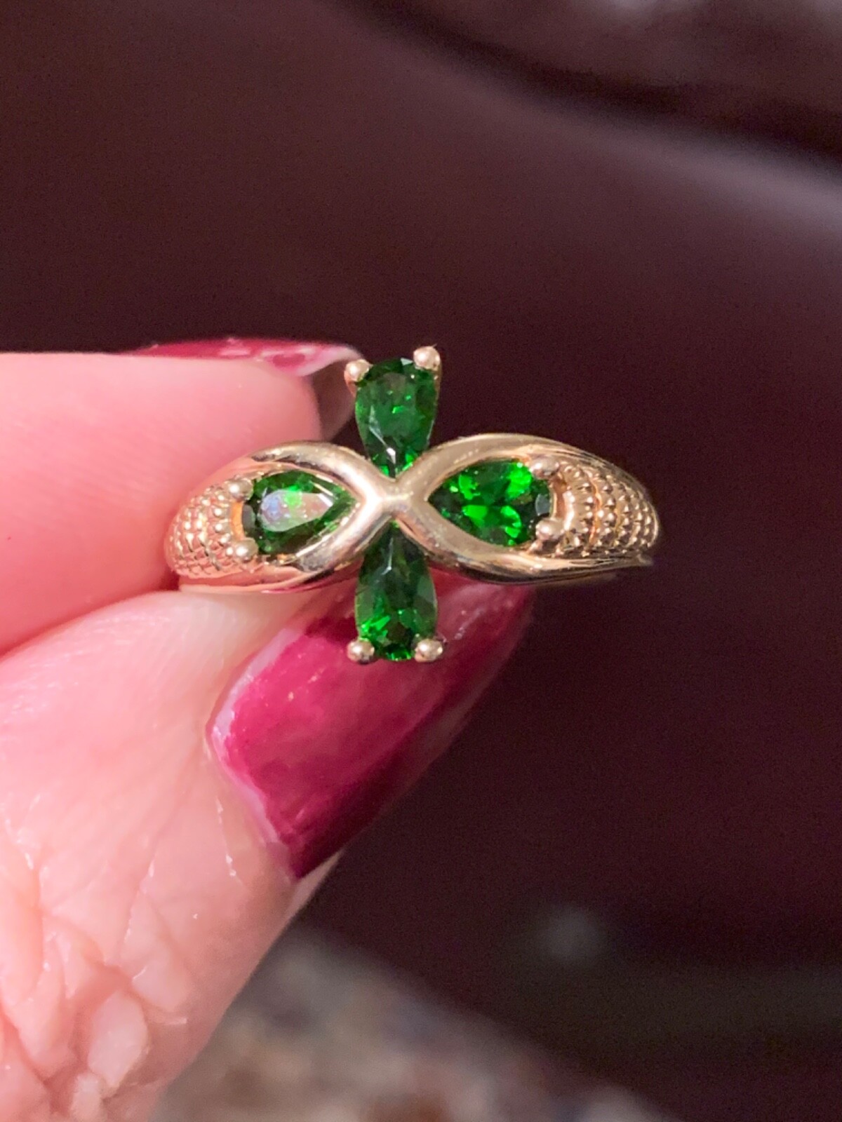 VINTAGE SOLID 14K YELLOW GOLD VIVID GREEN CHROME DIOPSIDE FLOWER RING ROMANTIC