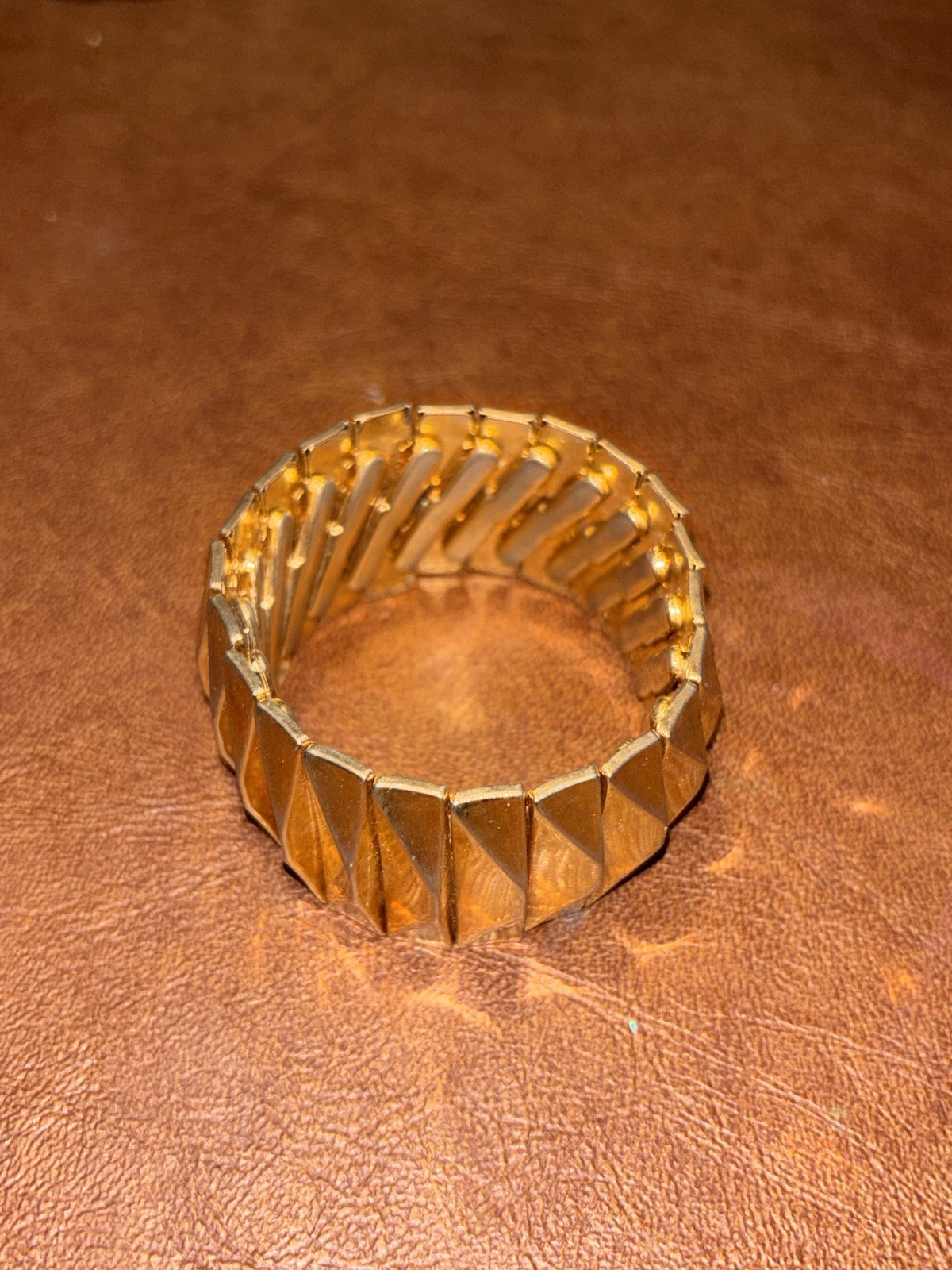Vintage Geometric Triangle Linked Expanding Foot Tone Bracelet