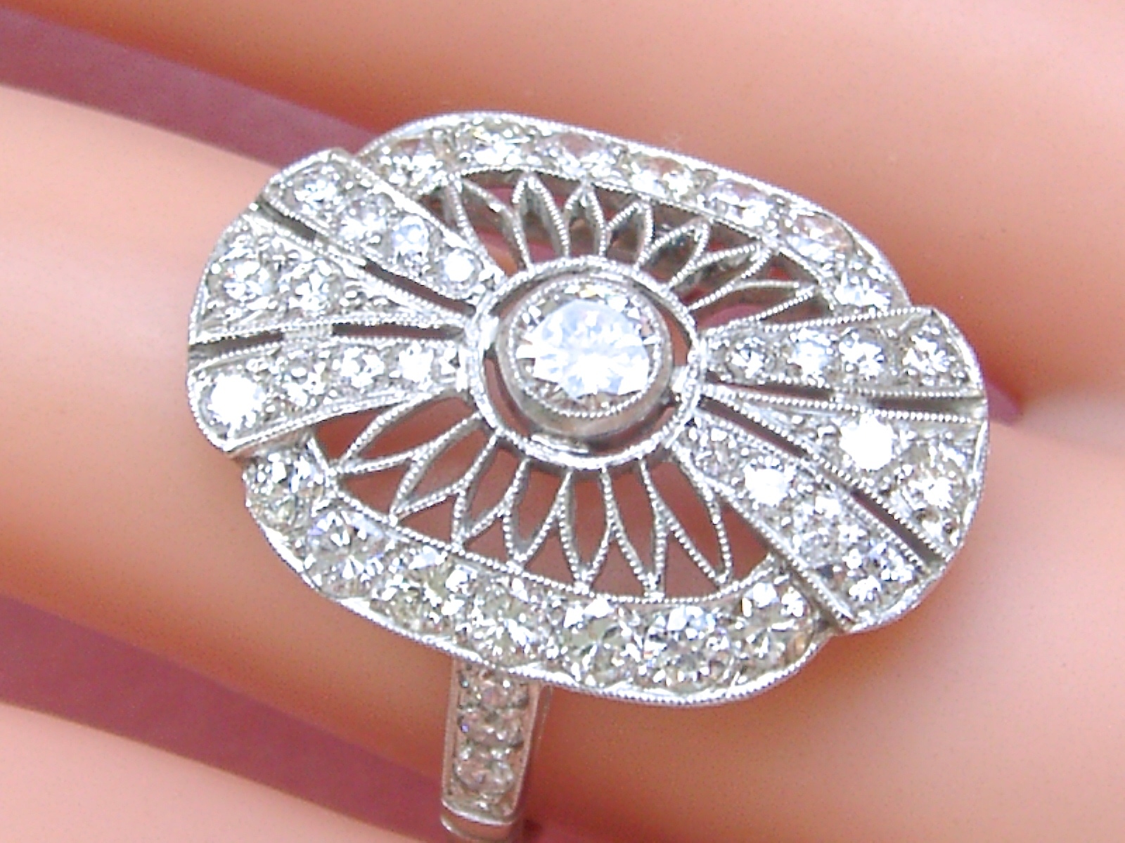 ESTATE ART DECO 1.9ctw BRILLIANT DIAMOND PLATINUM FANCY COCKTAIL RIGHT-HAND RING
