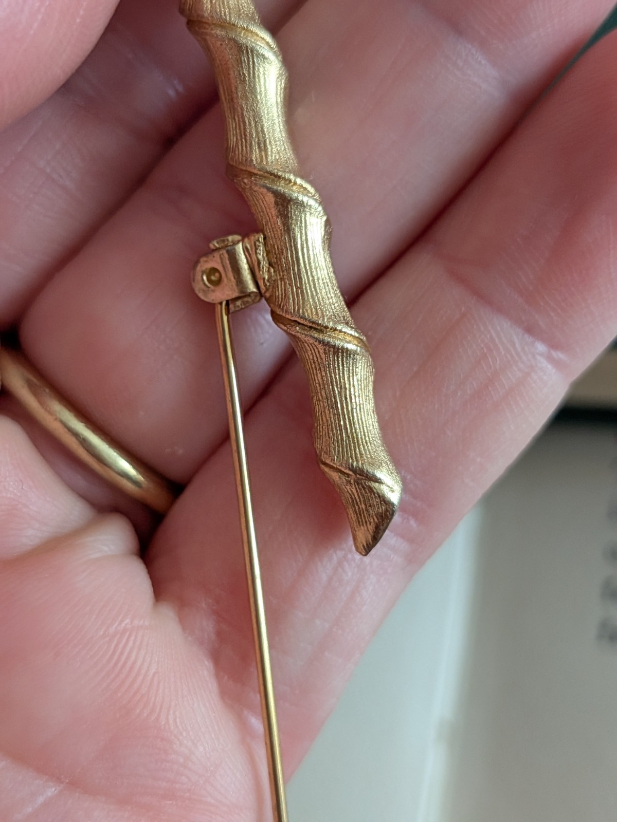 Vtg Organic Bamboo Bar Pin Gold Tone Branch Shaped Mid Cen Brooch Nature Inspire