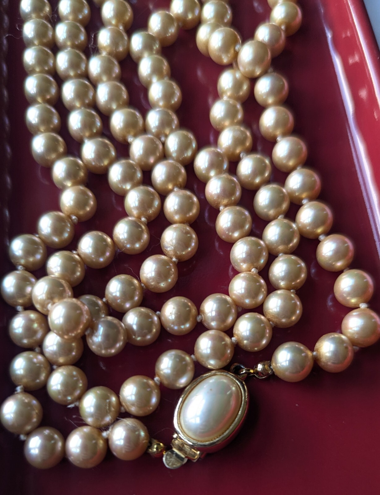 Vintage CAROLEE Faux Pearl Knotted Champagne Gold Tone 60″ Rope Length Necklace