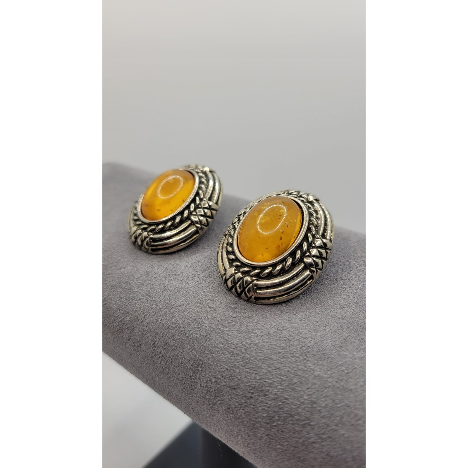 Ben Amun Faux Amber Clip On Earrings Antiqued Silvertone Cabochon Signed Vintage